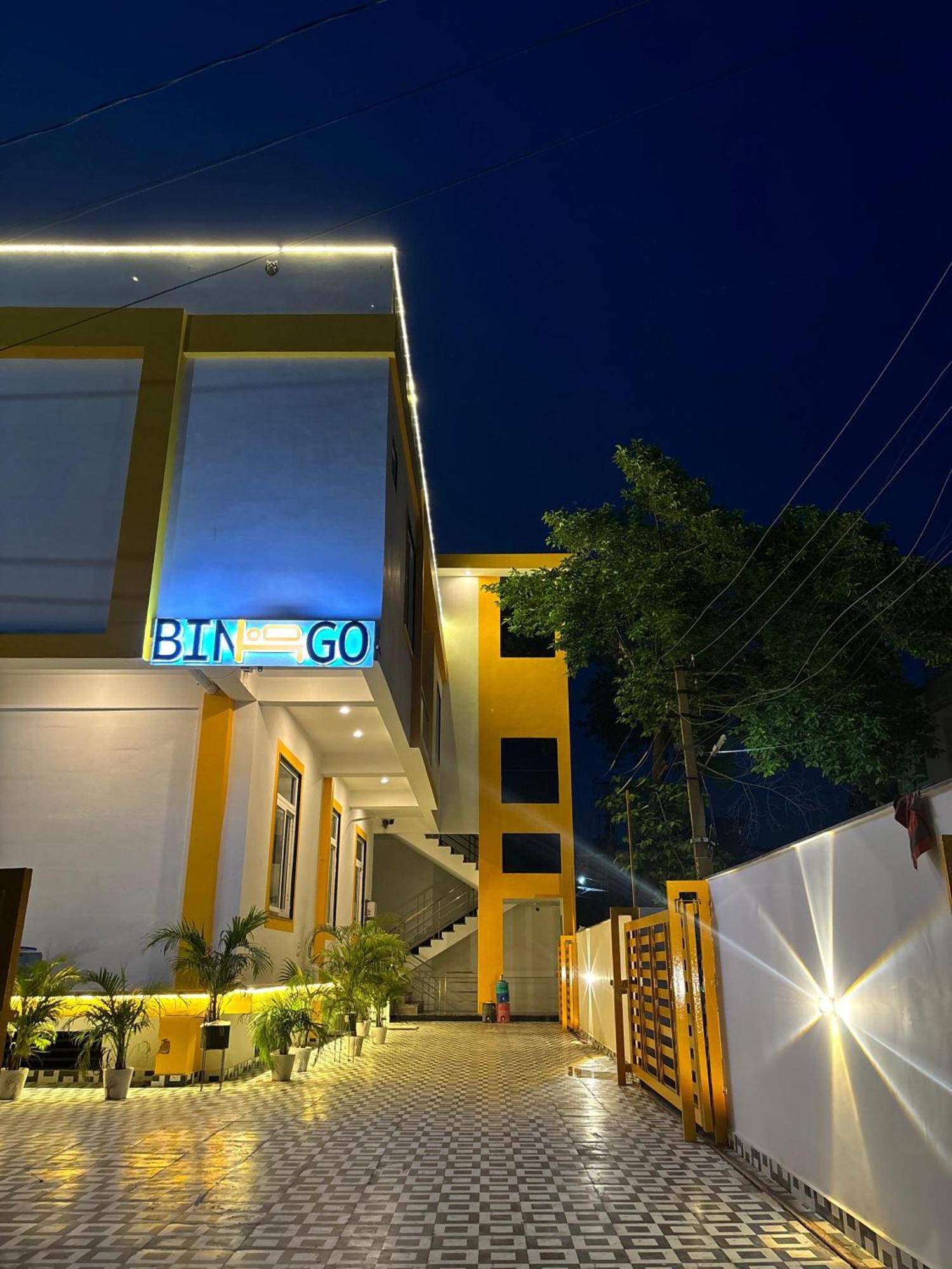 Bingo Apartment Алвар Екстериор снимка